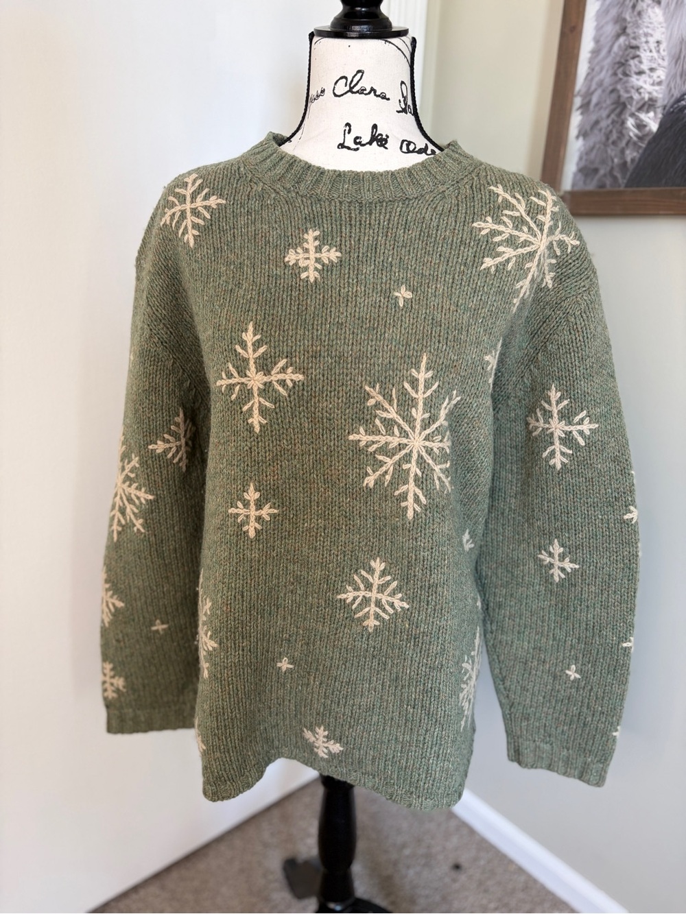 Eddie Bauer Green Crewneck Snowflake Knit Sweater